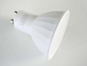 Svítící LED žárovka